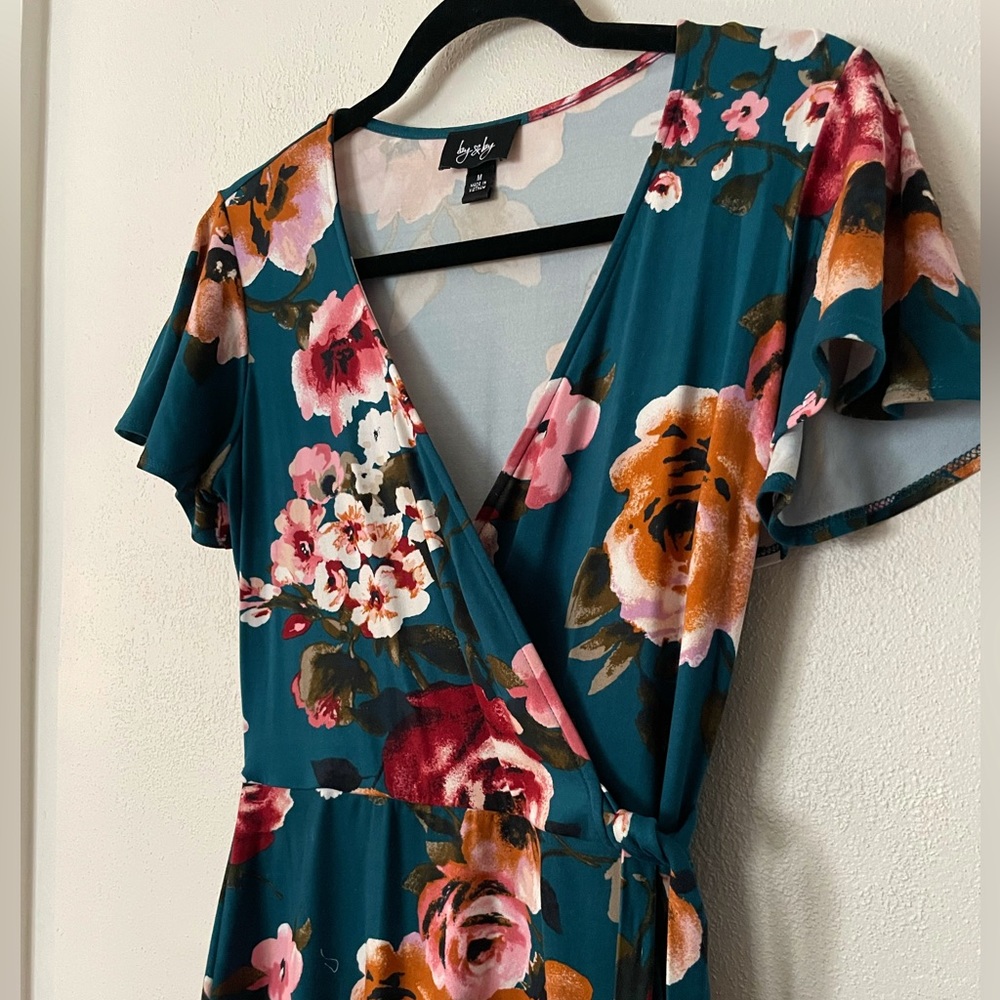 Green/Teal Floral Short Sleeve Dress - Size M
